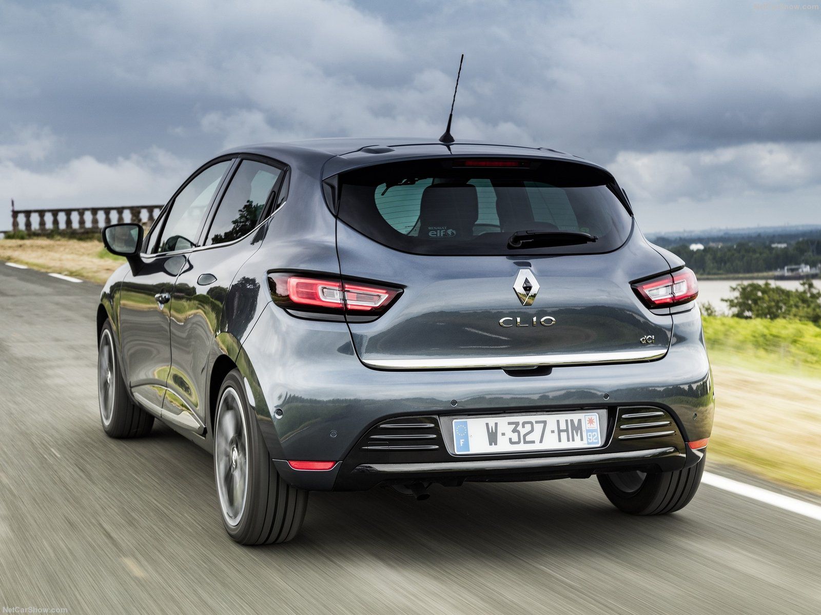 Renault-Clio-2017-1